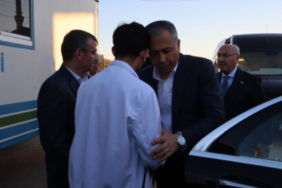 İçişleri Bakanı Yerlikaya’dan Kozan’da taziye ziyareti