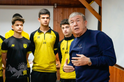 Tanju Çolak’tan genç yeteneklere altın değerinde tavsiyeler