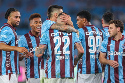 Trabzonspor, Vanspor FK’yı 2-0 mağlup ederek Ziraat Türkiye Kupası grup aşamasına yükseldi