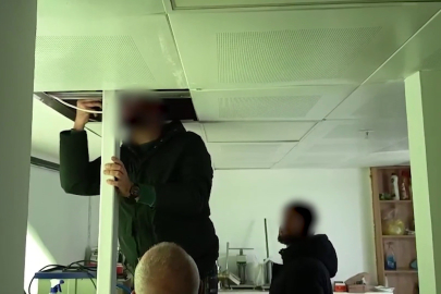 Kendi yaptığı gizli odada saklandı, polisten kaçamadı