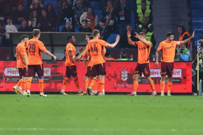 Trabzonspor kupada hata yapmadı: Vanspor'u 2 golle geçip turladı