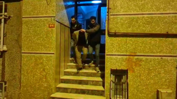 İstanbul’da suç örgütüne operasyon 12 gözaltı 2