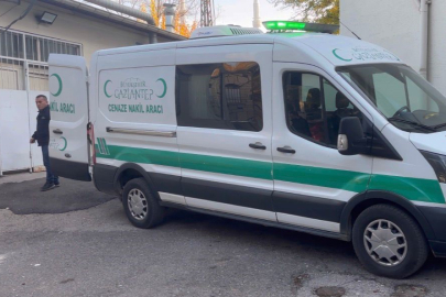 Kuzeninin kullandığı tırın çarpması sonucu 10 yaşındaki bisikletli Muhammed hayatını kaybetti