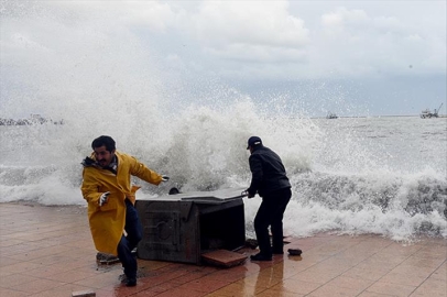 8 il için kuvvetli yağış ve fırtına uyarısı: Meteoroloji’den sarı ve turuncu kodlu alarm