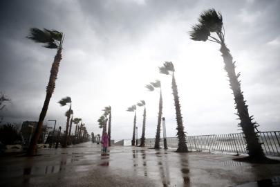 Antalya hafta sonu kuvvetli sağanak yağış uyarısı!