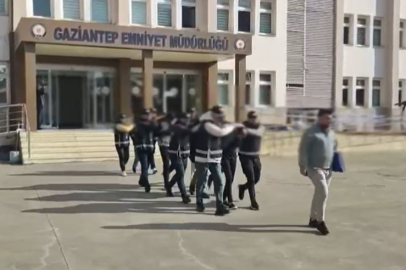 Gaziantep’te masaj salonunda kadınları kullanarak müşterilere şantaj: Operasyonla yakalandılar!