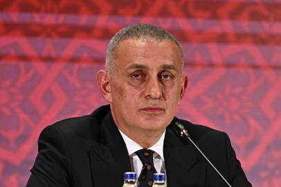 İbrahim Hacıosmanoğlu’ndan penaltı tepkisi: “Köpeksiz köy bulmuşlar, çomaksız dolaşıyorlar!”