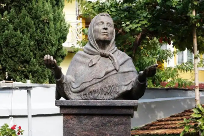 Baba Vanga'nın 2026 kehanetleri dünyayı ürküttü: Uzaylı teması ve yapay zeka hakimiyeti gündemde