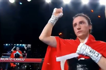 Elif Nur Turhan IBF Dünya Şampiyonu oldu