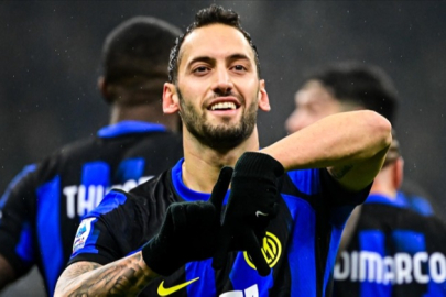 Hakan Çalhanoğlu'lu Inter, Como'yu 4-0 yendi