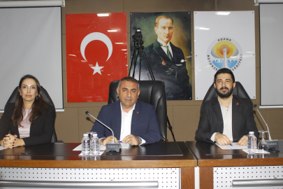 Adana Büyükşehir Belediye Meclisi’nde toplu taşımada öğrenci yaş sınırı gündeme geldi