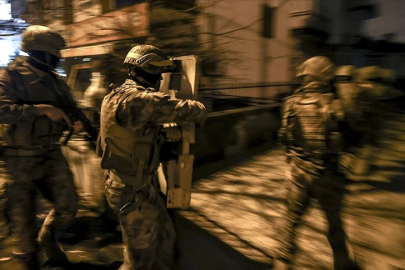 Çekmeköy'de polis memurunun şehit edildiği operasyonda yakalanan şüphelilerin suç kayıtları ortaya çıktı