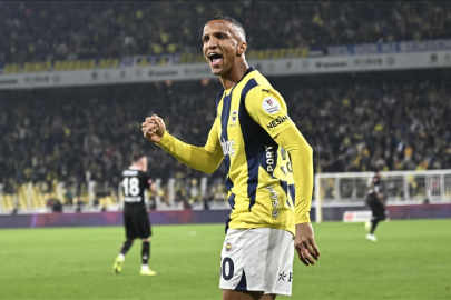 Fenerbahçe'nin stoperi kadro dışı bırakıldı