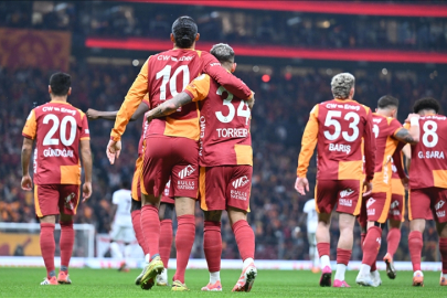 Galatasaray’a Monaco maçı öncesi kötü haber: 3 yıldız sakatlığı nedeniyle kadrodan çıkarıldı