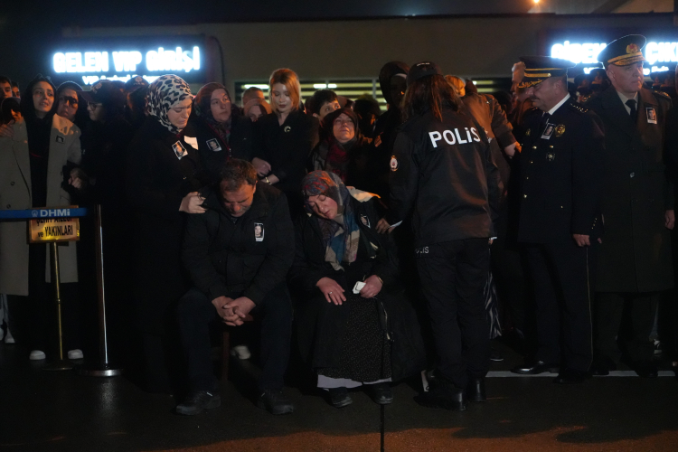 Şehit Polis Emre Albayrak'ın naaşı Samsun'a getirildi 2