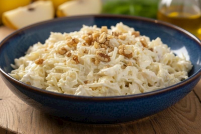 Ayvalı Kereviz Salatası Tarifi: Kışın Şifa Deposu Lezzet