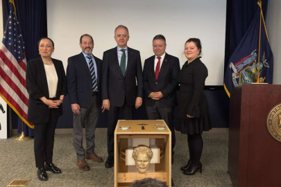 Boubon'un kayıp imparatoru evine dönüyor: ABD’den 28 eserle birlikte iade