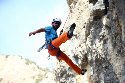 Kapıkaya Kanyonu kışın da tırmanış tutkunlarını ağırlıyor