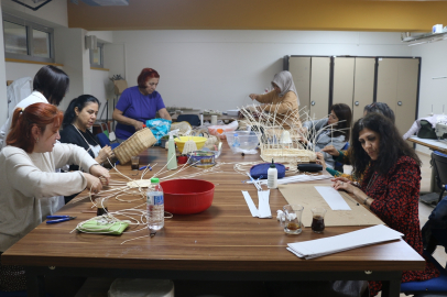 Adana’da halk eğitim merkezi kursları ve eserleri ziyaretçilerle buluştu