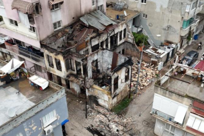 Adana’da metruk bina çöktü: Mahalleli gürültüyü deprem sandı