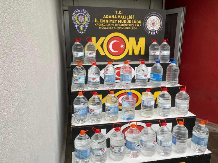 Adana'da tonlarca kaçak etil alkol ele geçirildi Polis 5 şüpheliyi yakaladı 2