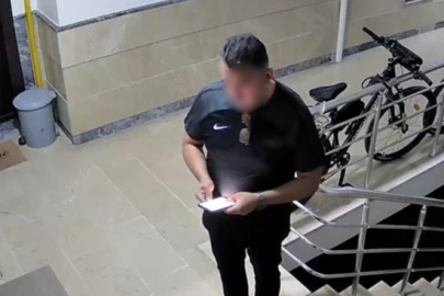 Eşini öldürmek için gittiği apartmanda bina görevlisinin eşini öldüren emekli başçavuş tutuklandı