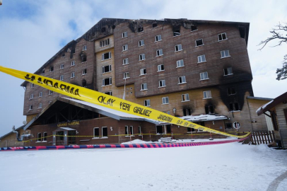 Grand Kartal Otel Yangını davasında 9 bakanlık personeline yurt dışı yasağı