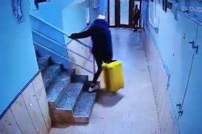 Güllü'nün kızı ve arkadaşının valizlerle kaçmaya çalıştığı anlar kamerada