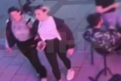 Güllü’nün kızının arkadaşıyla bavullarla binadan çıktığı anlar kamerada