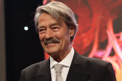 Kadir İnanır aylar sonra görüntülendi: Sessiz tedavi sürecinden ilk kare!