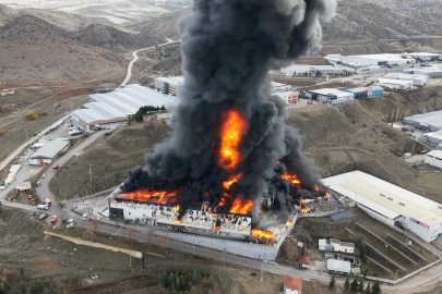 Kırıkkale Valisi: “Yangın kontrol altında, 170 personelle müdahale sürüyor”