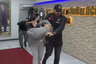 İzmir'de korkunç olay: Ailesini katledip intihar süsü verdi