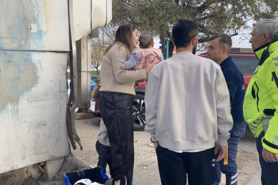Pusetteki bebek, trafik kazasını yara almadan atlattı