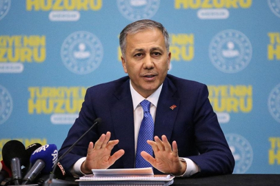 Bakan Yerlikaya: Dur ihtarına uymayarak polislerimize çarpan ve olay yerinden kaçan sürücü yakalandı