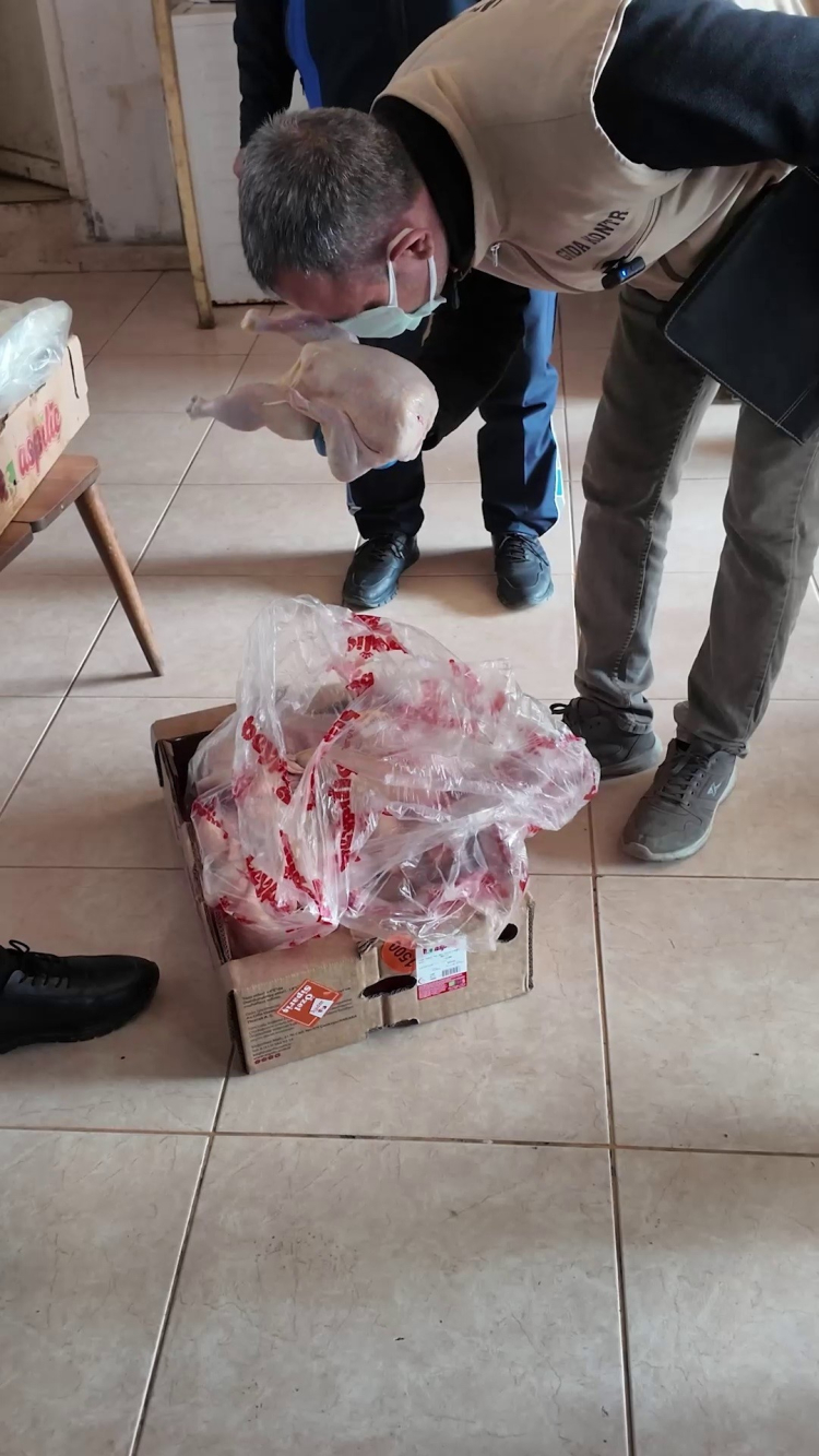 Hatay'da mide bulandıran manzara Kokuya dayanamayan zabıta o işletmeyi mühürledi 4