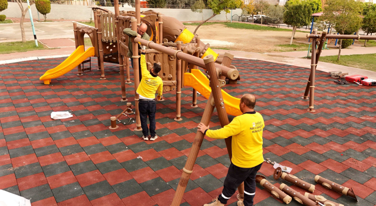 Tarsus'ta sosyal alanlara modern dokunuş Gaspıralı Parkı yenileniyor 2