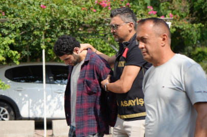 Antalya’da dehşet: 45 yaşındaki kadın banyoda bıçaklanarak öldürüldü