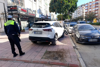 Adana'da yayaya engel olan sürücülere müdahale, 35 araca ceza