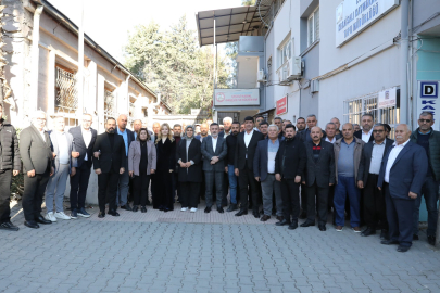 AK Parti Adana İl Başkanı Dağlı, Karaisalı’nın geleceği için muhtarlarla bir araya geldi