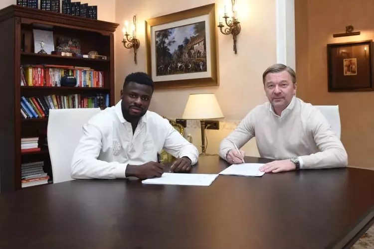 Arda Turan'dan şampiyonluk hamlesi En yakın rakibinin golcüsünü transfer etti 2