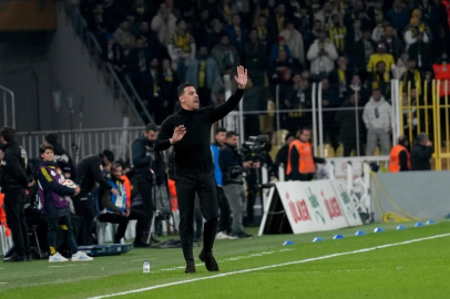 Çağdaş Atan'dan Fenerbahçe mağlubiyeti sonrası VAR tepkisi: "Anadolu takımlarına bakmıyorlar"