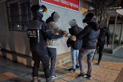 Parklarda, sokaklarda uyuşturucu içen 12 kişi suçüstü yakalandı