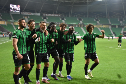 Sakaryaspor evinde Hatayspor’u 3-0 yendi