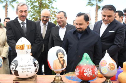 Sarıçam’da kadınlar atık malzemeler sanata dönüştü