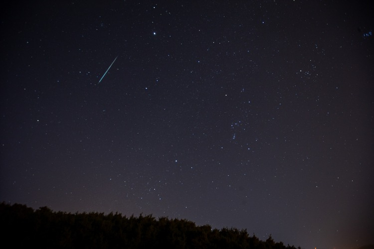 KAYNAĞI BİR KUYRUKLU YILDIZ DEĞİL