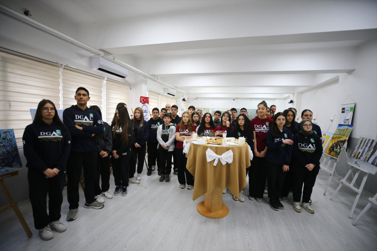 Adana'da Sağlıklı Nesil Sağlıklı Gelecek sergisi 4