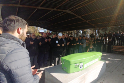 Kayıp balıkçının KKTC sahilinde bulunan cenazesi Hatay Samandağ'da defnedildi