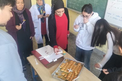 Seyhan İstiklal Lisesi öğrencilerinden örnek çevre sorumluluğu