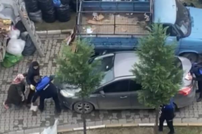 Site içinde karton istifleyen anne ve oğlu zabıtalara saldırdı