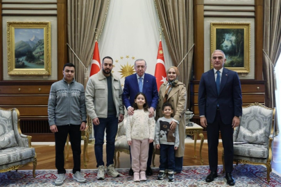 Bakan Ersoy: Rajab’ın ailesiyle bakanlıkta ve cumhurbaşkanımızı ziyaret ettik